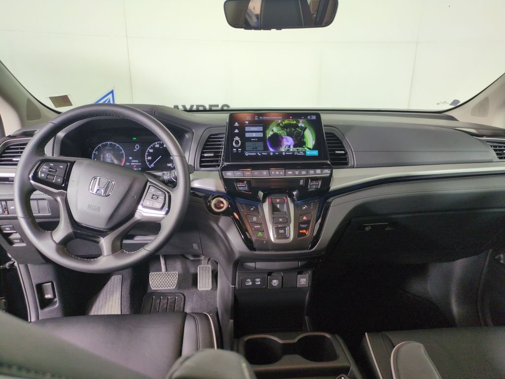 2025 Honda Odyssey Touring - Photo 16