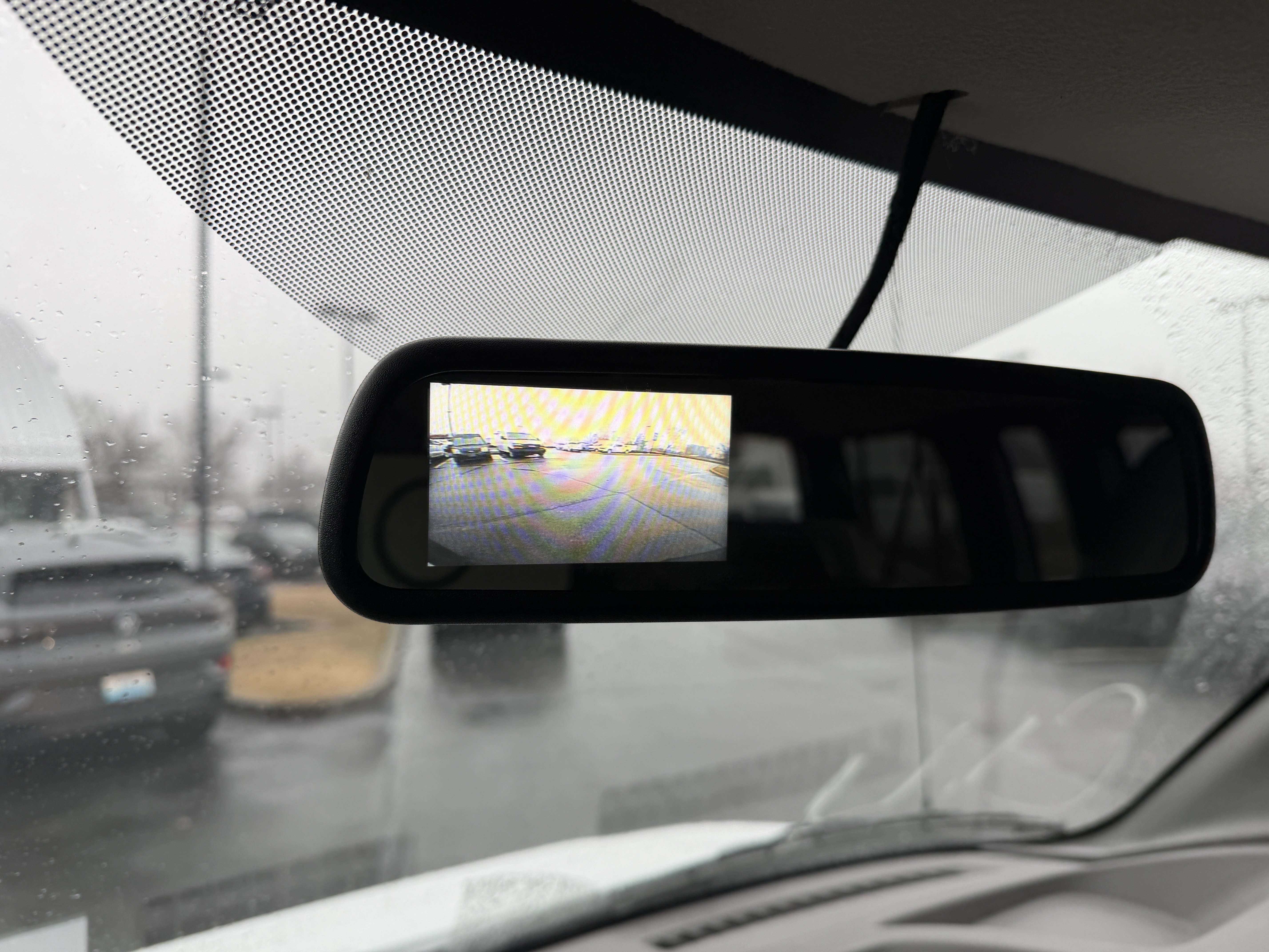 New 2025 Summit White Chevrolet 1LS image 37