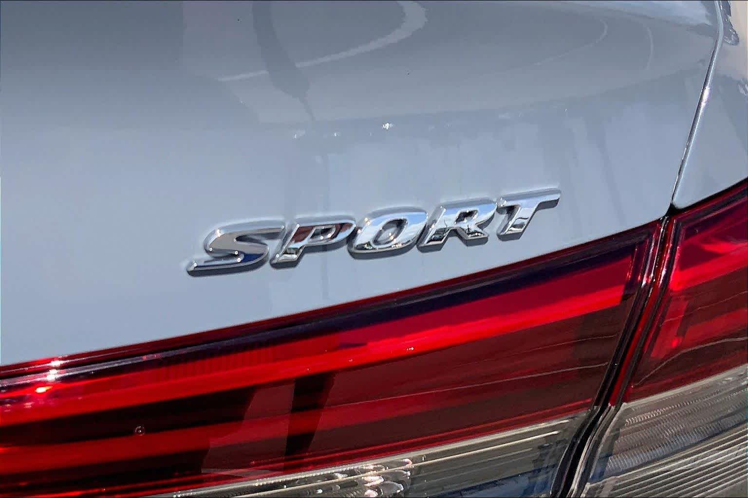 Used 2024 Sonic Gray Pearl Honda Sport image 10