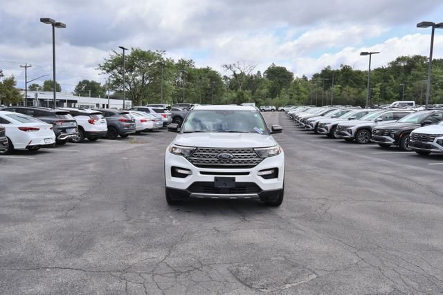 Used 2021 White Metallic Ford Limited image 11