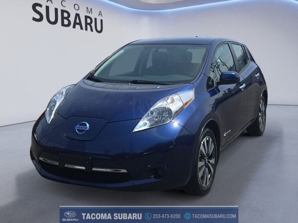 Used 2016 Blue Nissan SV image 1