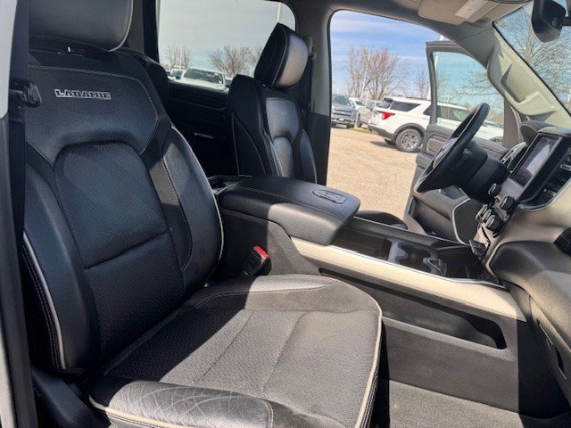 Certified Used 2022 Diamond Black Ram Laramie image 35
