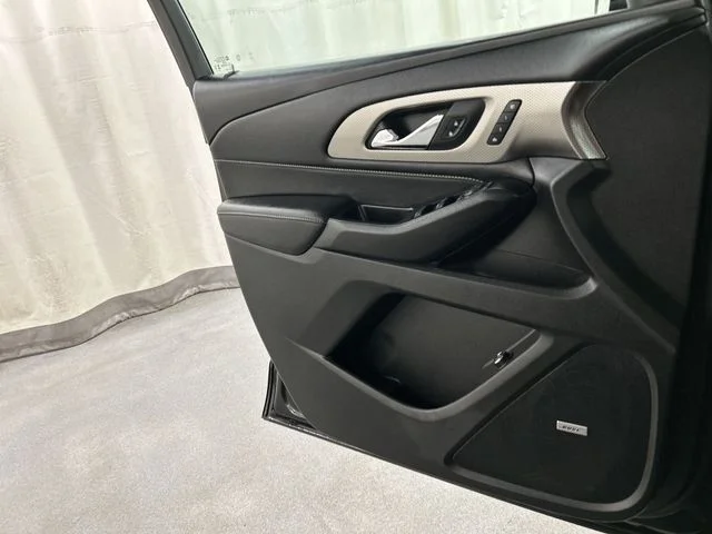 Used 2023 Black Chevrolet Premier image 22