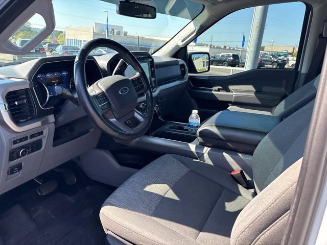 Used 2021 White Ford XLT image 8