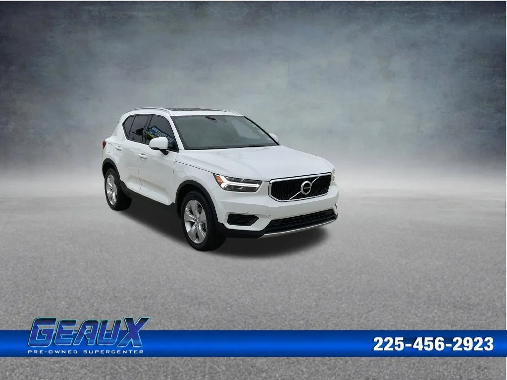 2020 Volvo XC40 Momentum