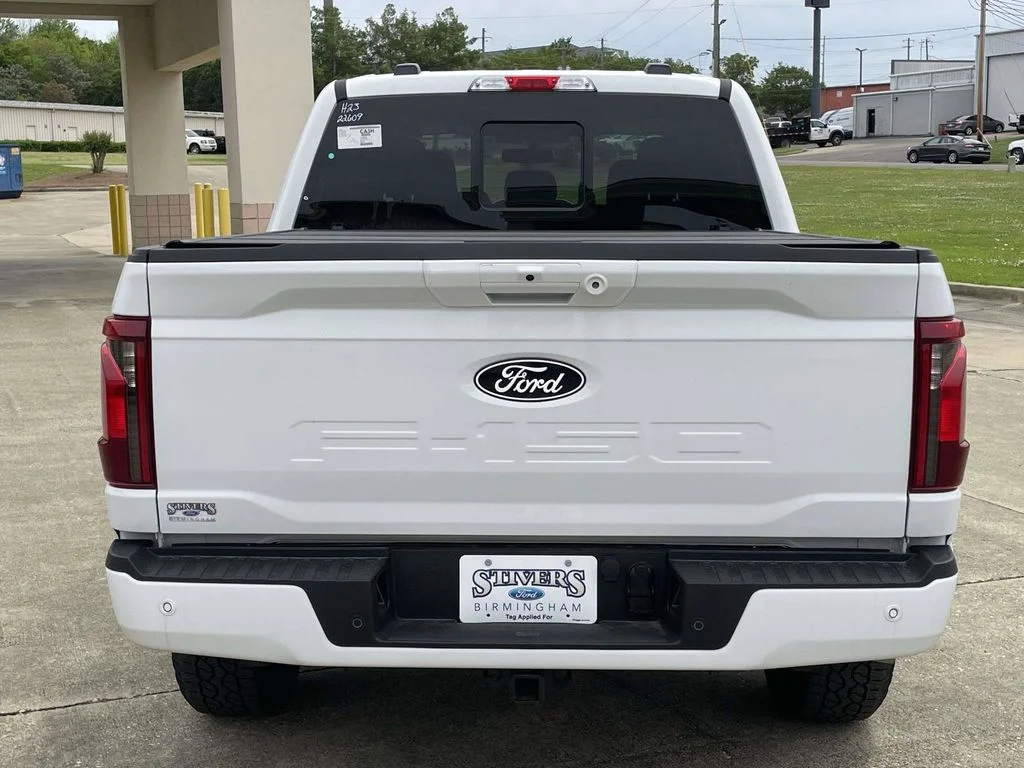 New 2026 White Ford XLT image 4
