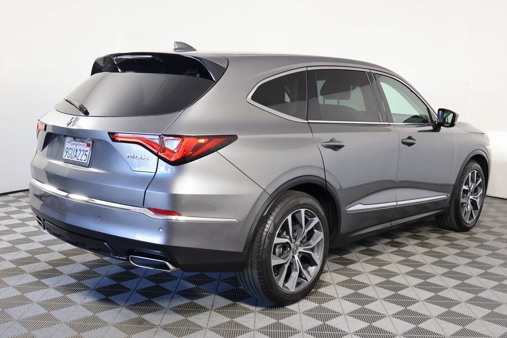 Certified Used 2023 Liquid Carbon Metallic Acura TECH image 4
