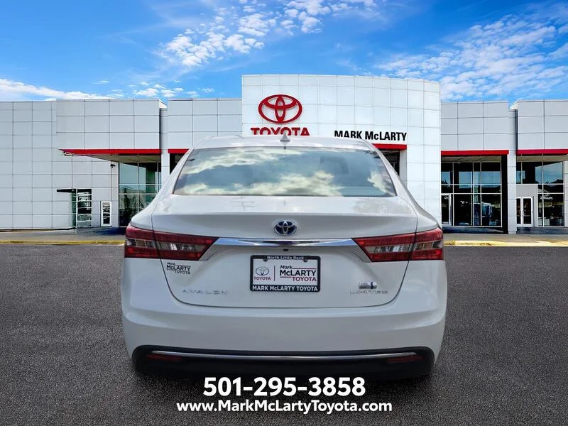 Used 2016 Blizzard Pearl TOYOTA 4DR SDN LIMITED image 4