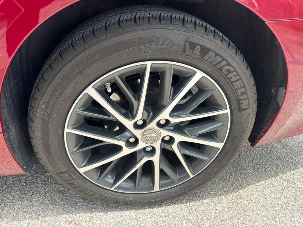 Used 2017 Red Lexus 350 image 12
