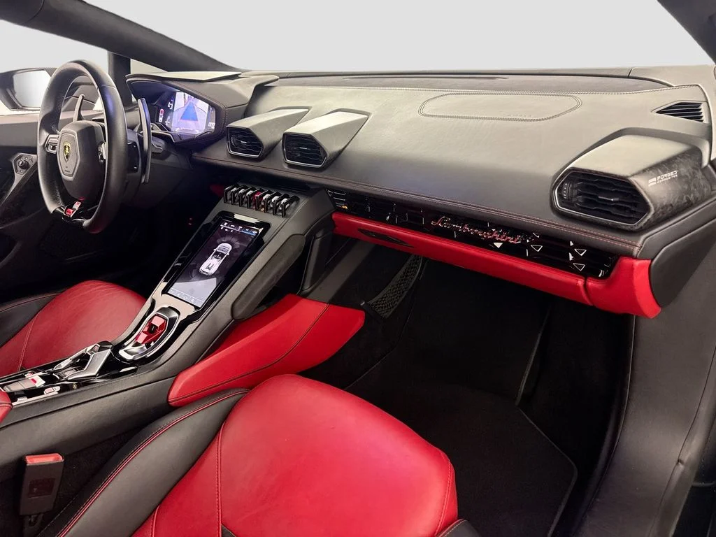 Used 2021 Black Lamborghini  image 29