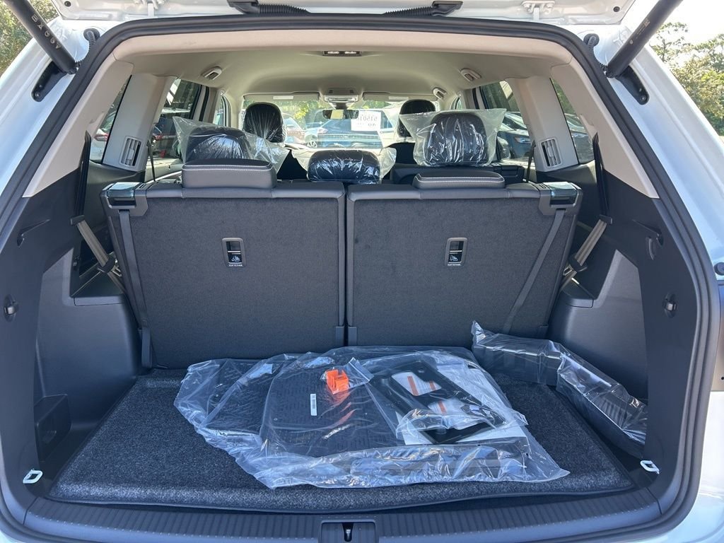 2026 Volkswagen Atlas SE w/Tech - Photo 48
