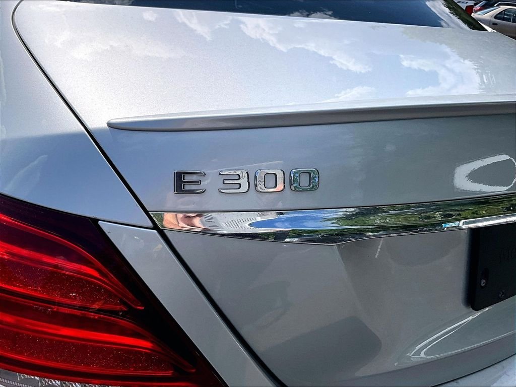 Used 2018 Silver Mercedes-Benz E 300 image 28
