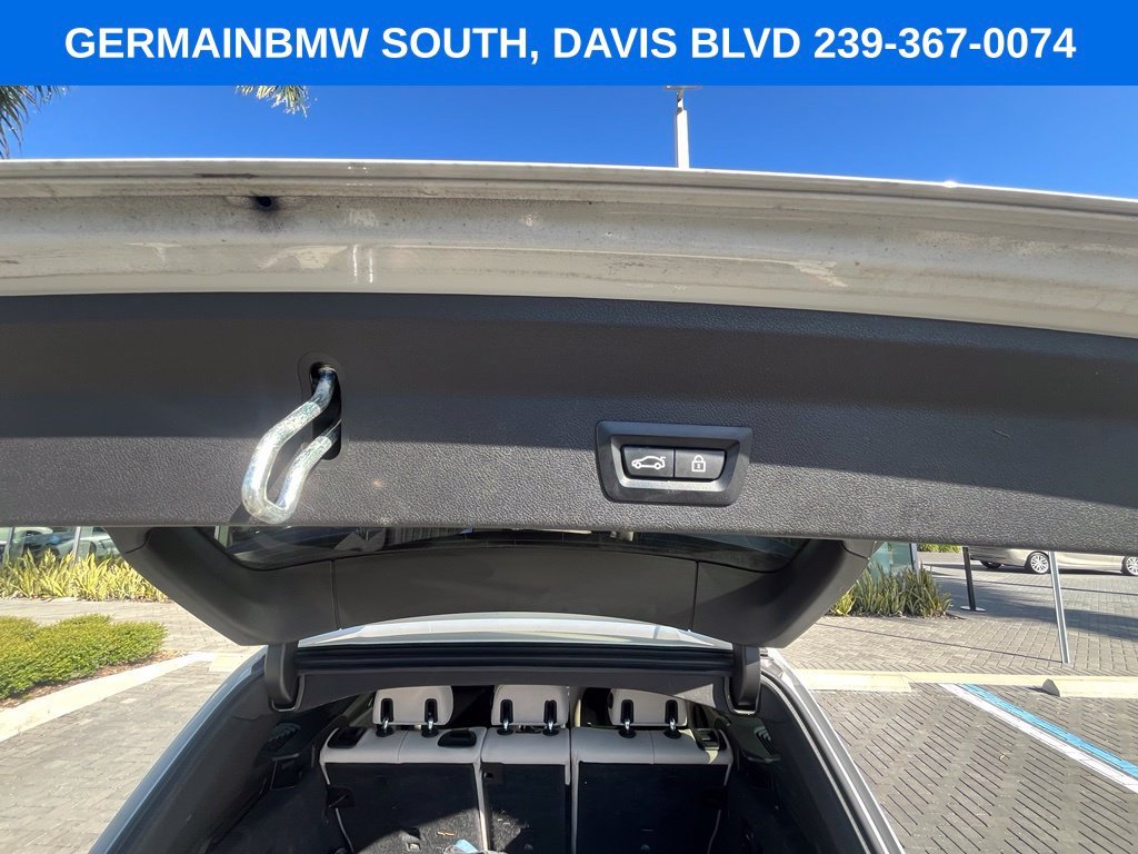 Used 2019 Alpine White BMW M40i image 21