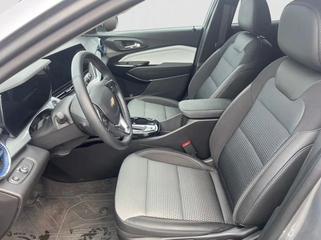 Used 2026 Sterling Gray Metallic Chevrolet LT image 9