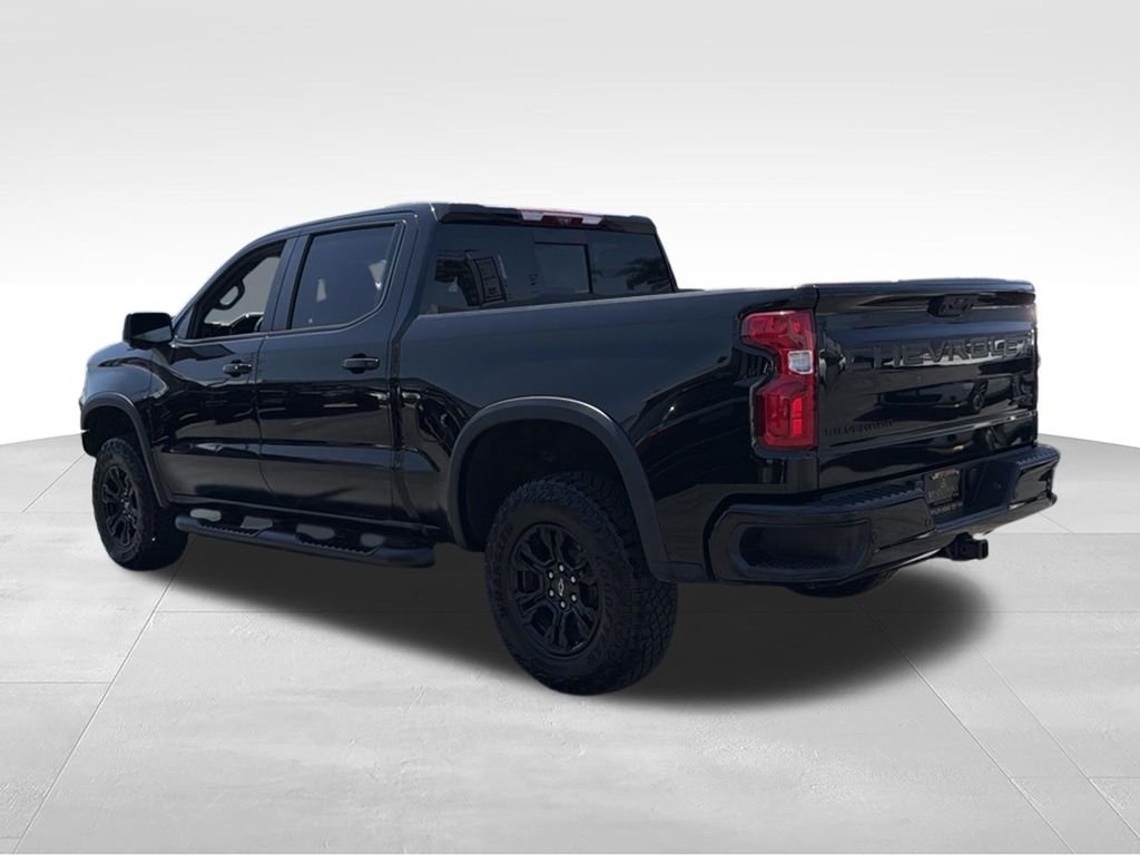 Used 2023 Black Chevrolet ZR2 image 7