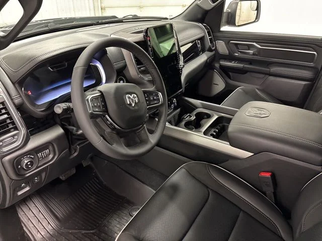 New 2026 Diamond Black Crystal Pearl-Coat Exterior Paint RAM Laramie image 8