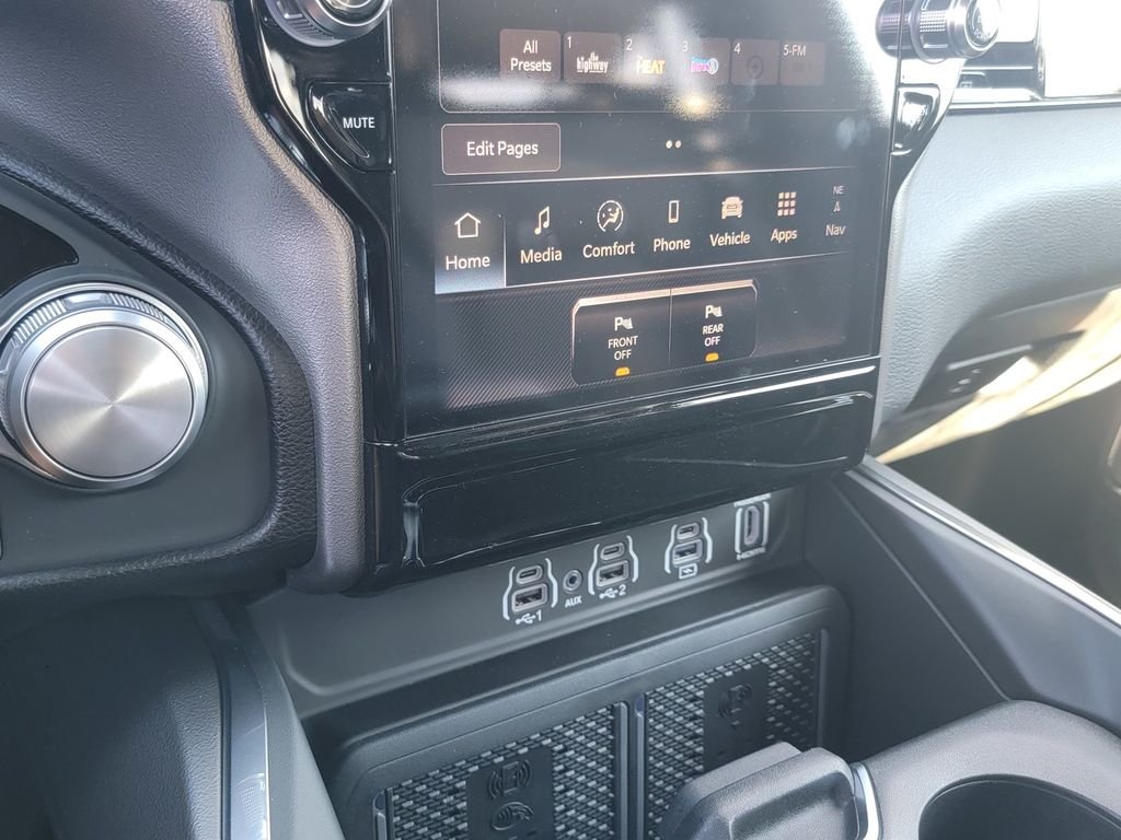 2026 RAM 1500 Laramie - Photo 17