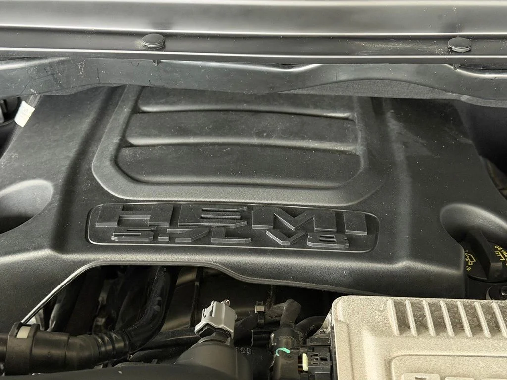 Used 2023 Black RAM Laramie image 13