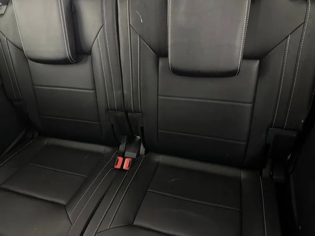 Used 2021  Volkswagen 3.6L V6 SE w/Technology image 25