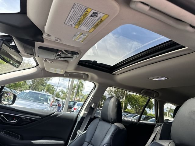Used 2023  Subaru Limited image 22
