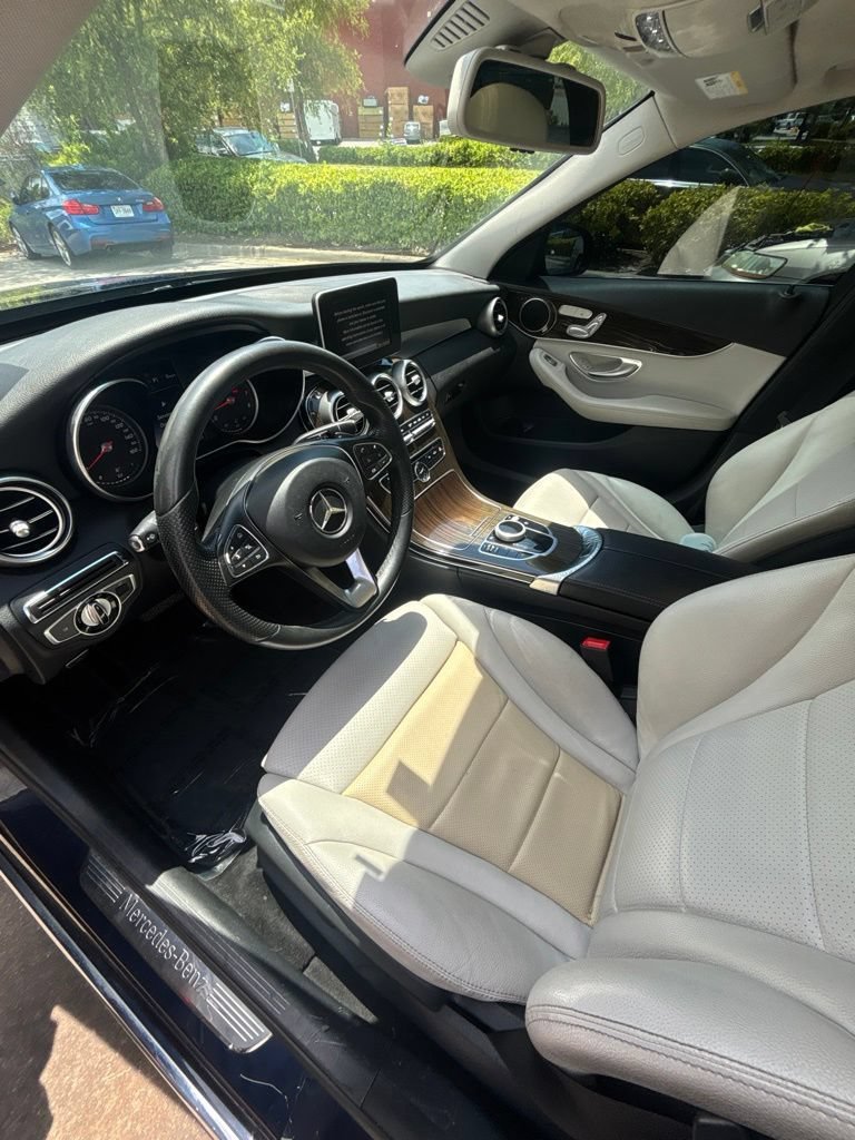 Used 2017  Mercedes-Benz C 300 image 11