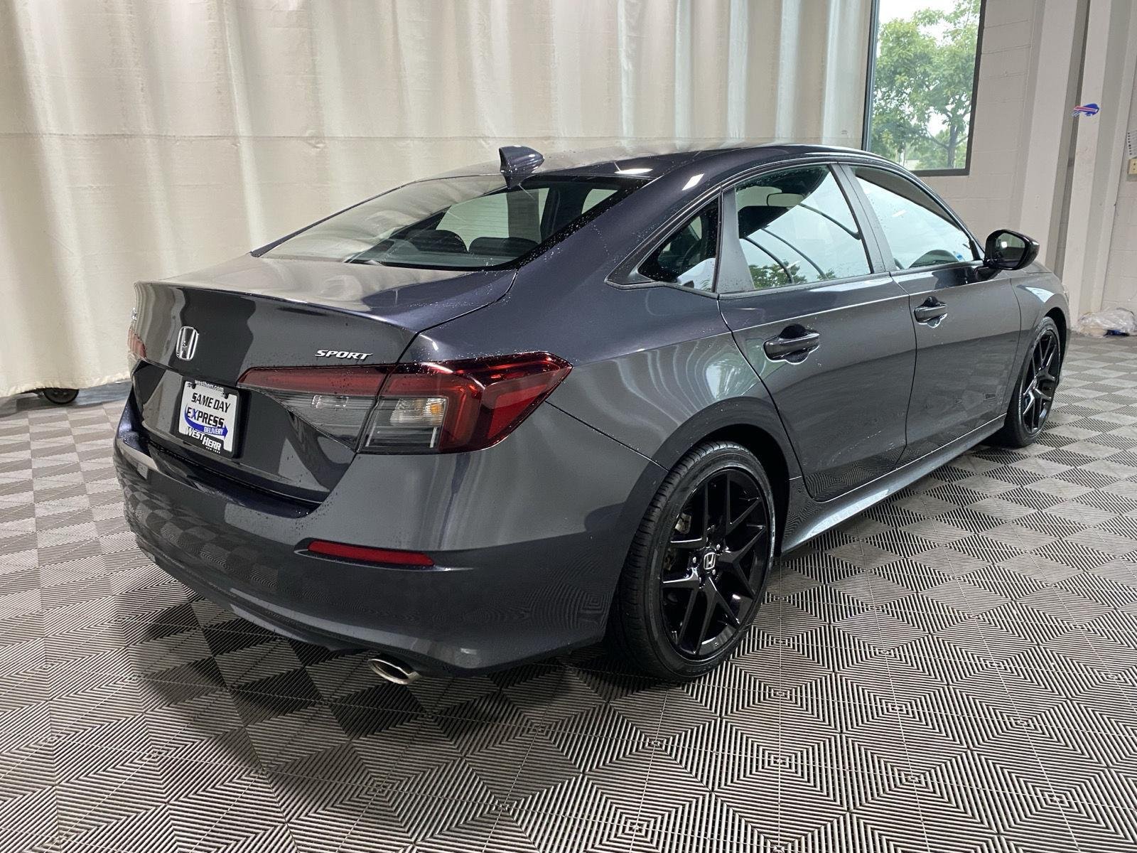 Used 2025 Meteorite Gray Metallic Honda Sport image 7