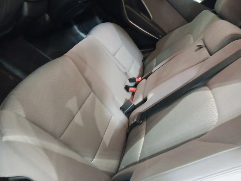 Certified Used 2017 Sparkling Silver Hyundai 2.4 Base image 6