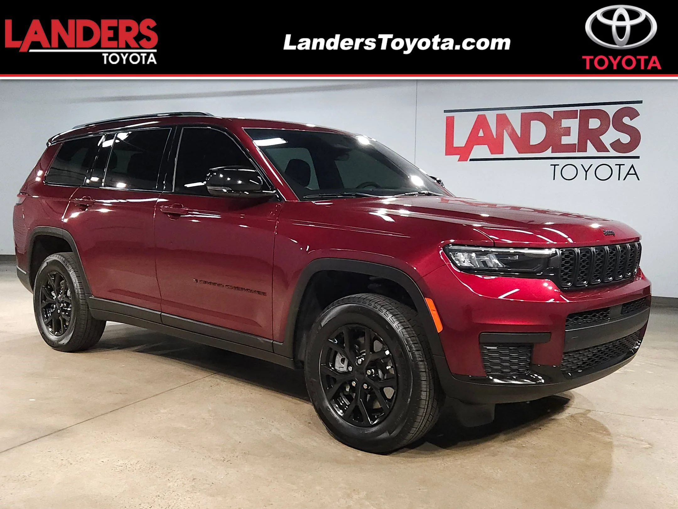 2025 Jeep Grand Cherokee L Altitude X 4x4's photo