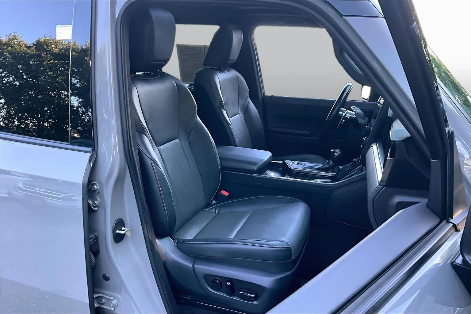 Used 2024 Incognito Lexus Premium+ image 8