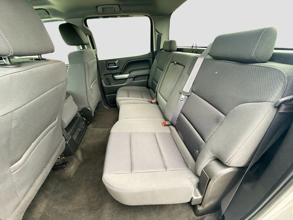 Used 2017 Silver Chevrolet LT image 24