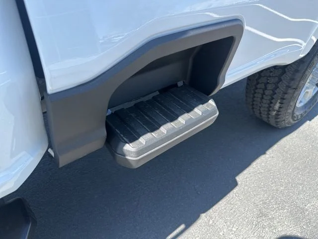 2025 Ford F-350 Super Duty XLT - Photo 16