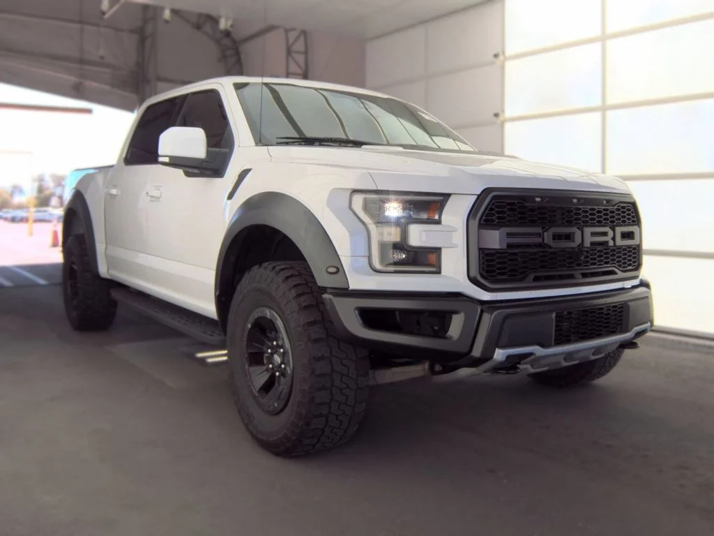 Used 2018 Oxford White Ford Raptor image 4