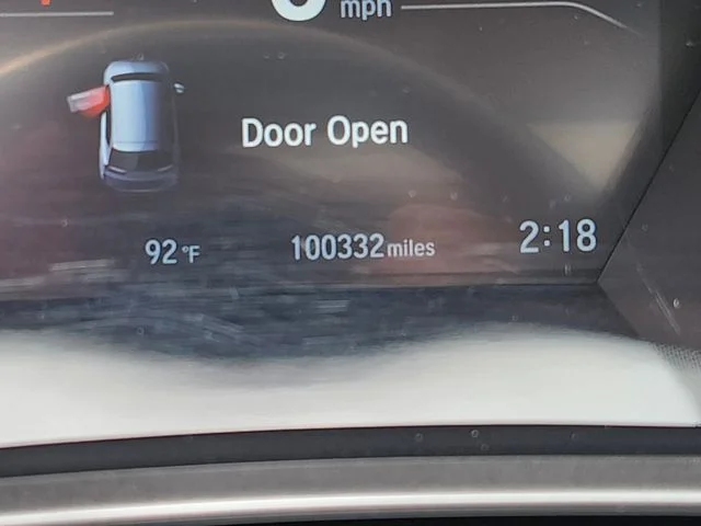 Used 2018 Beige Honda EX-L image 39