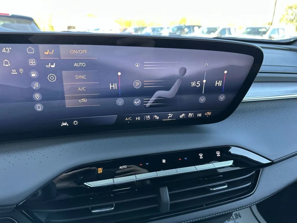 New 2026 Moonstone Gray Metallic Buick Avenir image 19