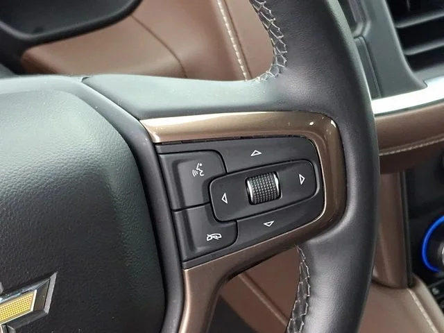 Used 2023 Blue Chevrolet High Country image 21