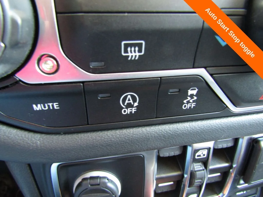 Used 2024 White Jeep Mojave image 9