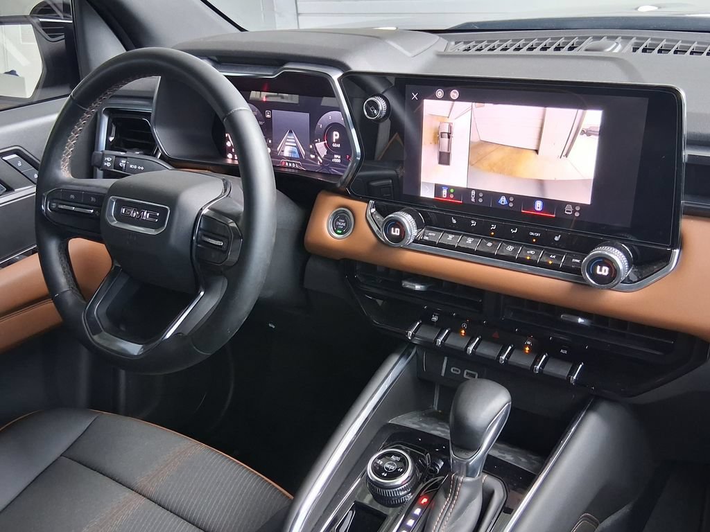Used 2024 Sterling Metallic GMC AT4 image 16