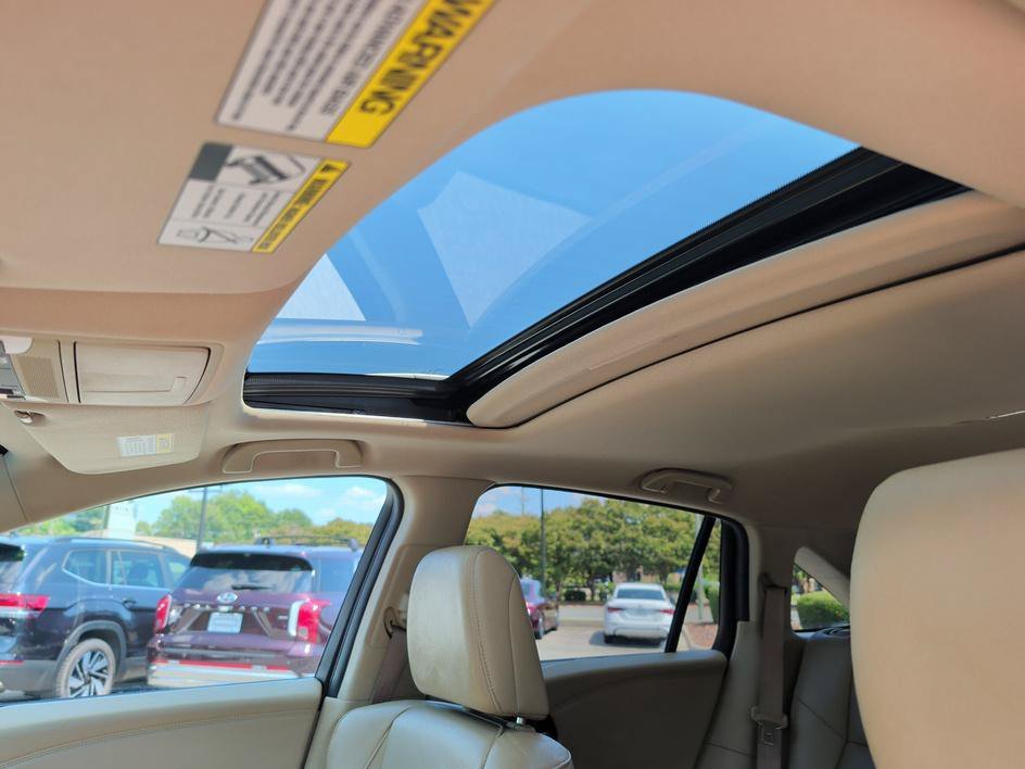 Used 2015 White Acura Tech Pkg image 27