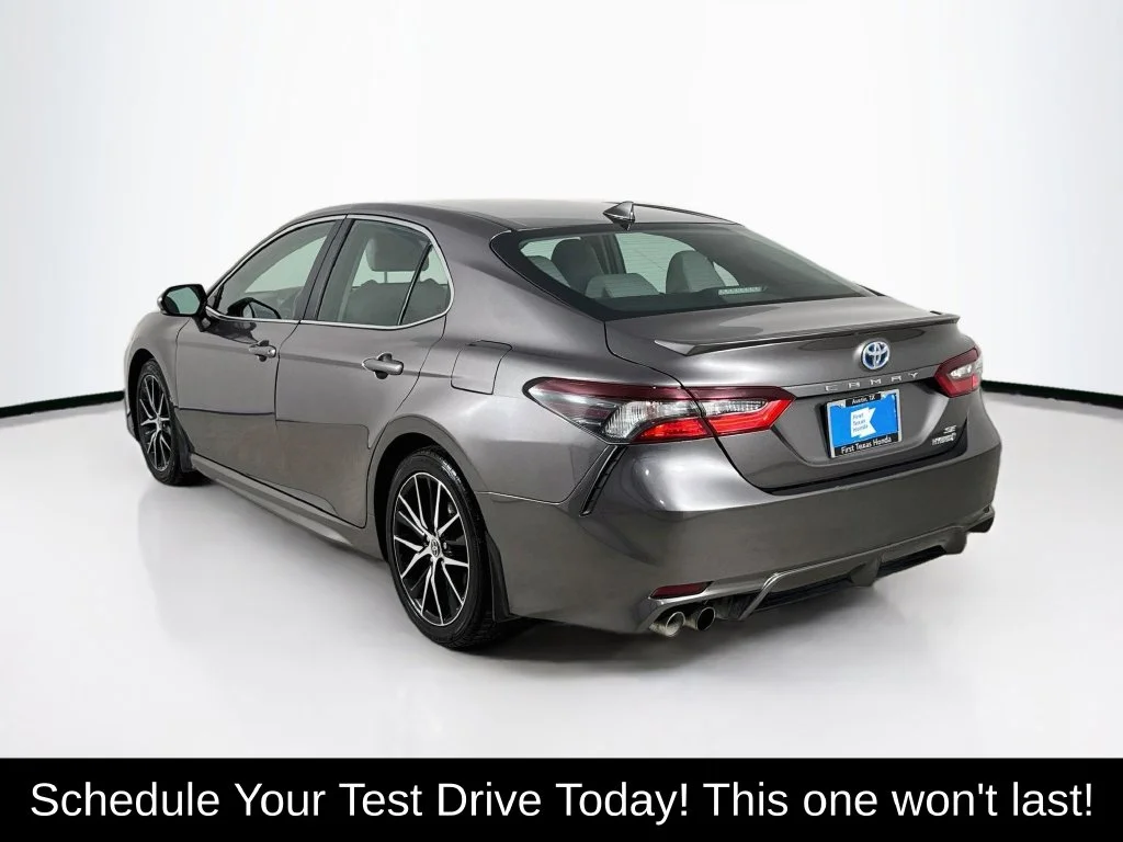 Used 2022 Predawn Gray Mica Toyota SE image 6