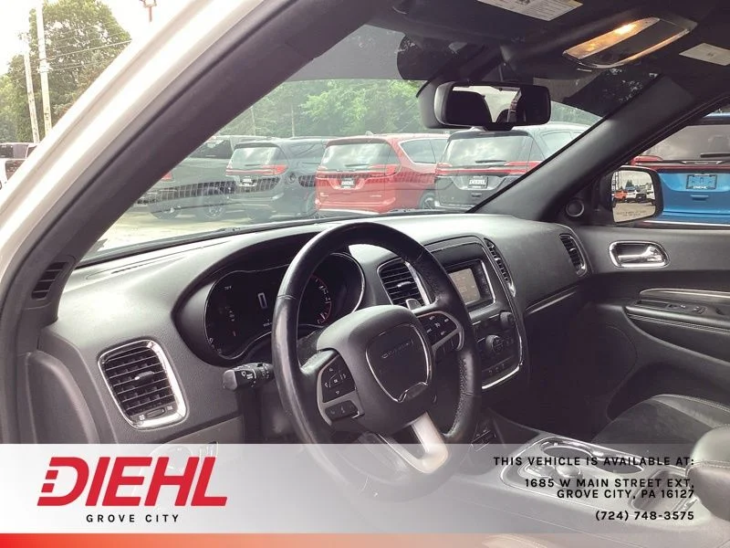 Used 2015 White Dodge SXT image 18