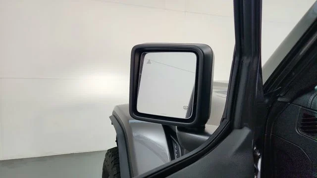 New 2026 Granite Crystal Metallic Clear-Coat Exterior Paint Jeep Rubicon X image 18