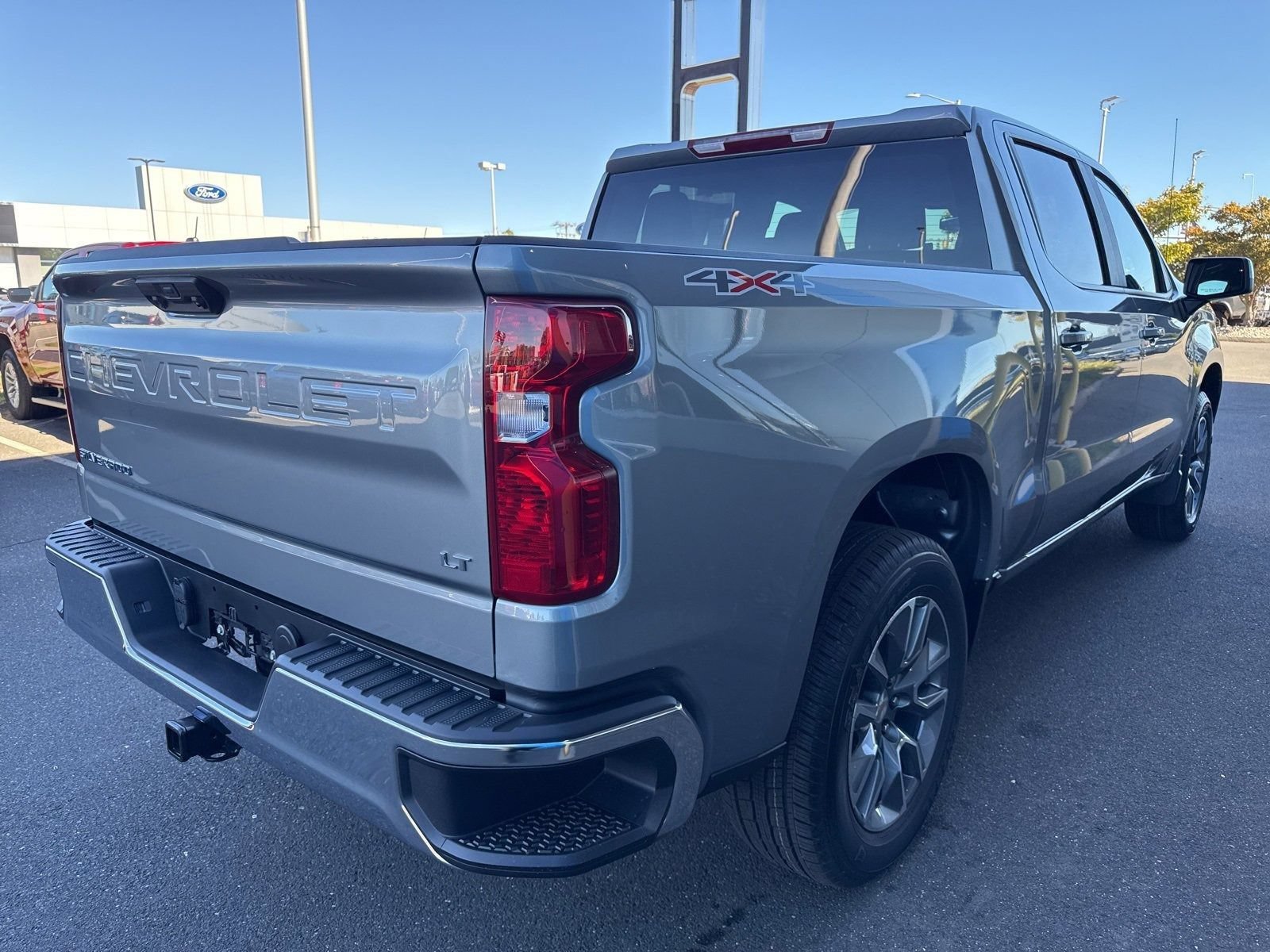 New 2026 Sterling Gray Metallic Chevrolet LT (2FL) with Convenience Package - Trailering Package - 20in Grazen Wheels image 6