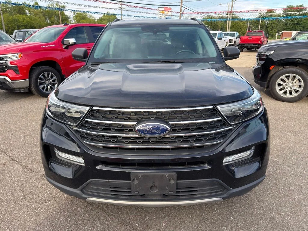 Used 2023 Black Ford XLT image 15