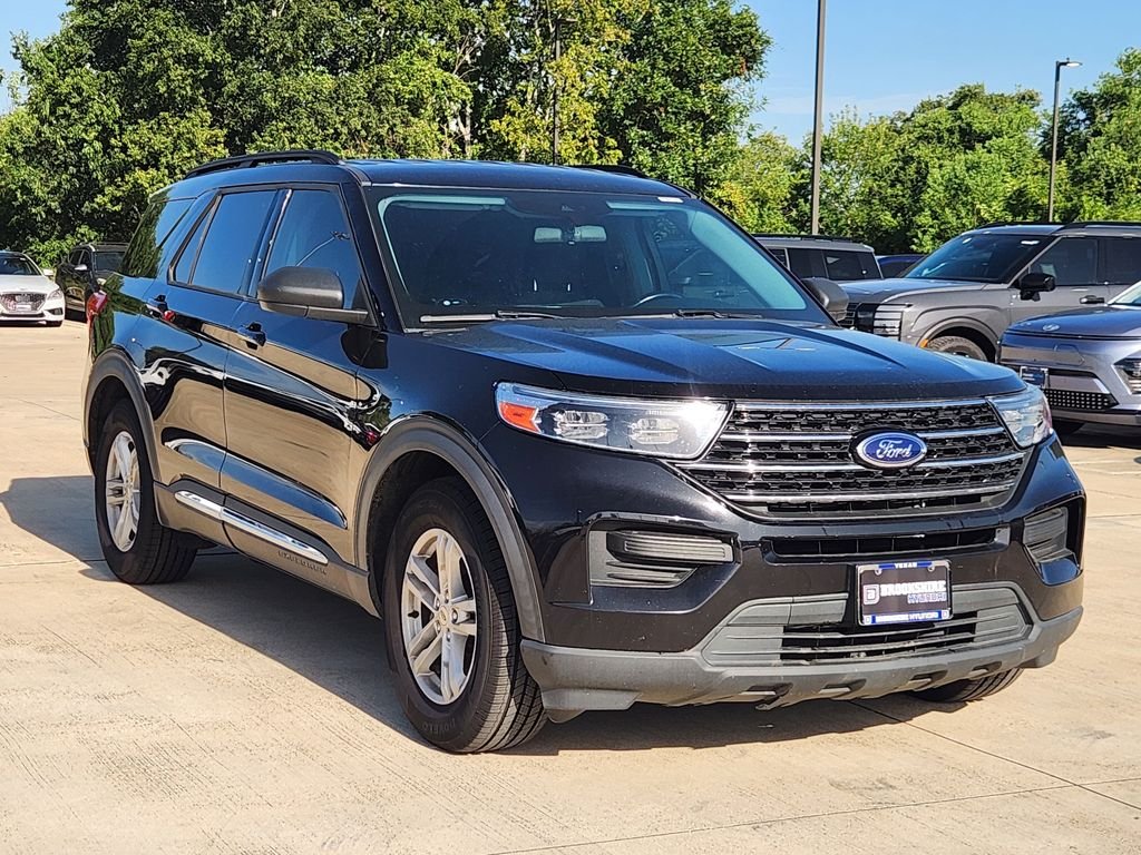 Used 2020 Agate Black Metallic Ford XLT image 3