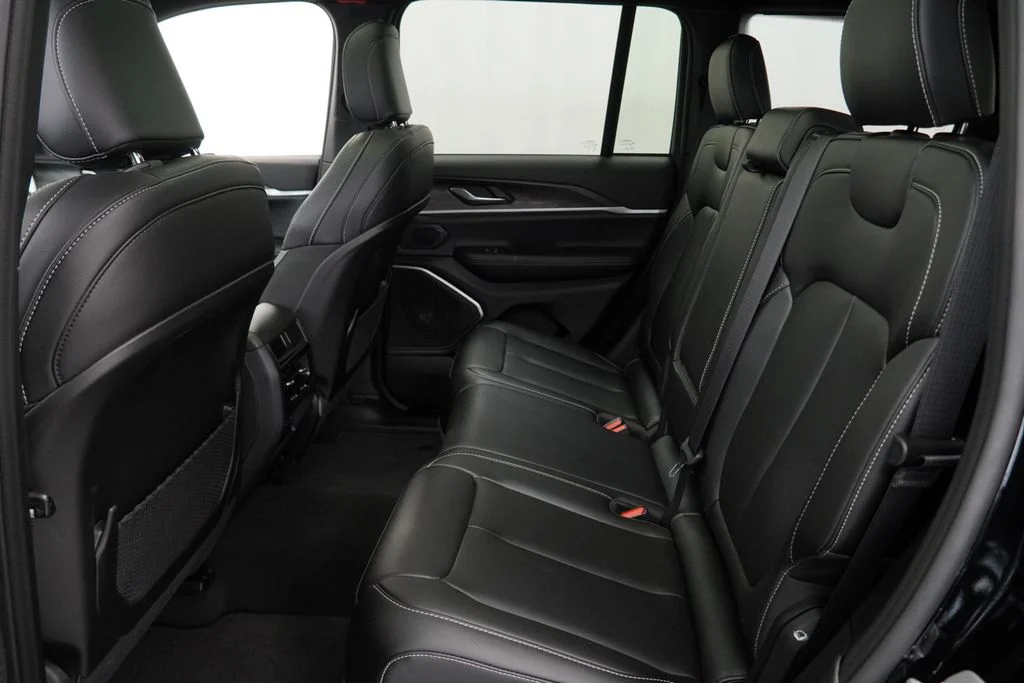 Used 2026 Black Jeep Limited image 24
