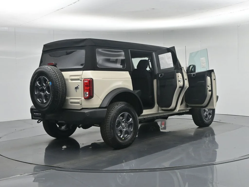 New 2026 Desert Sand Ford Big Bend image 27