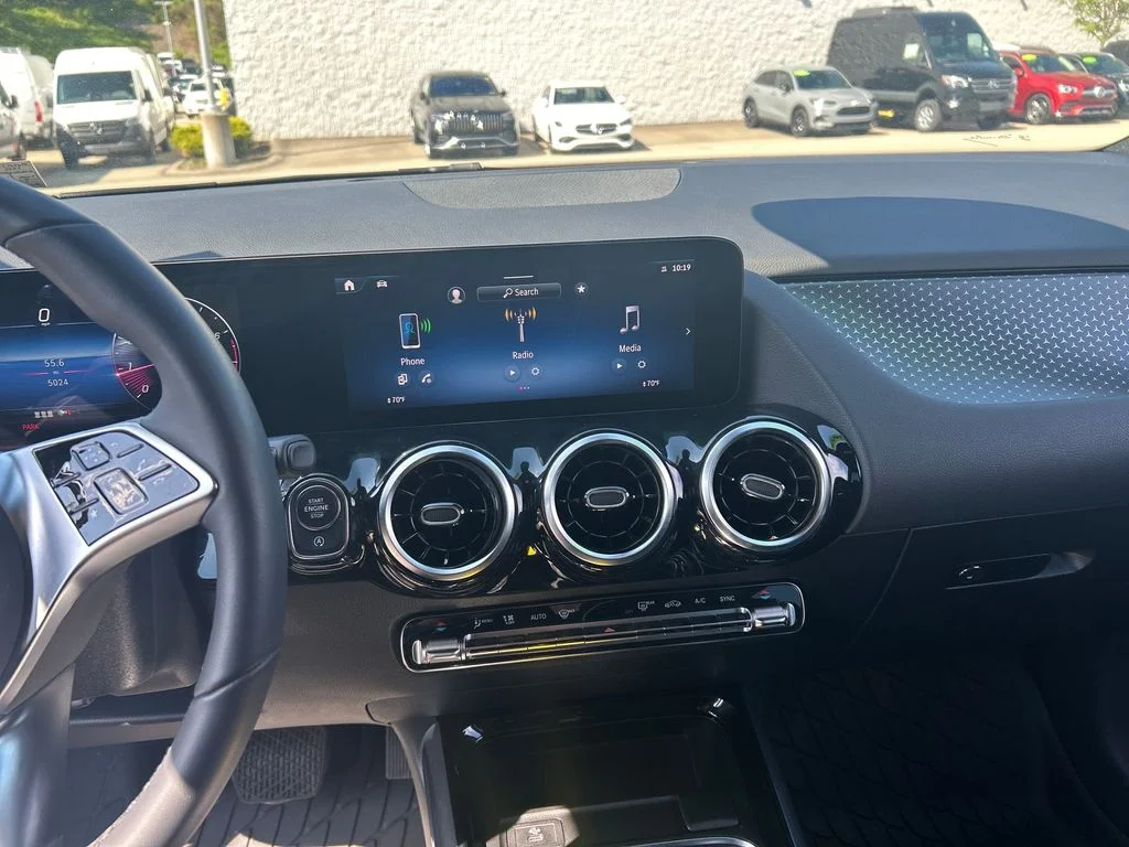 Used 2026 Gray Mercedes-Benz GLA 250 image 17
