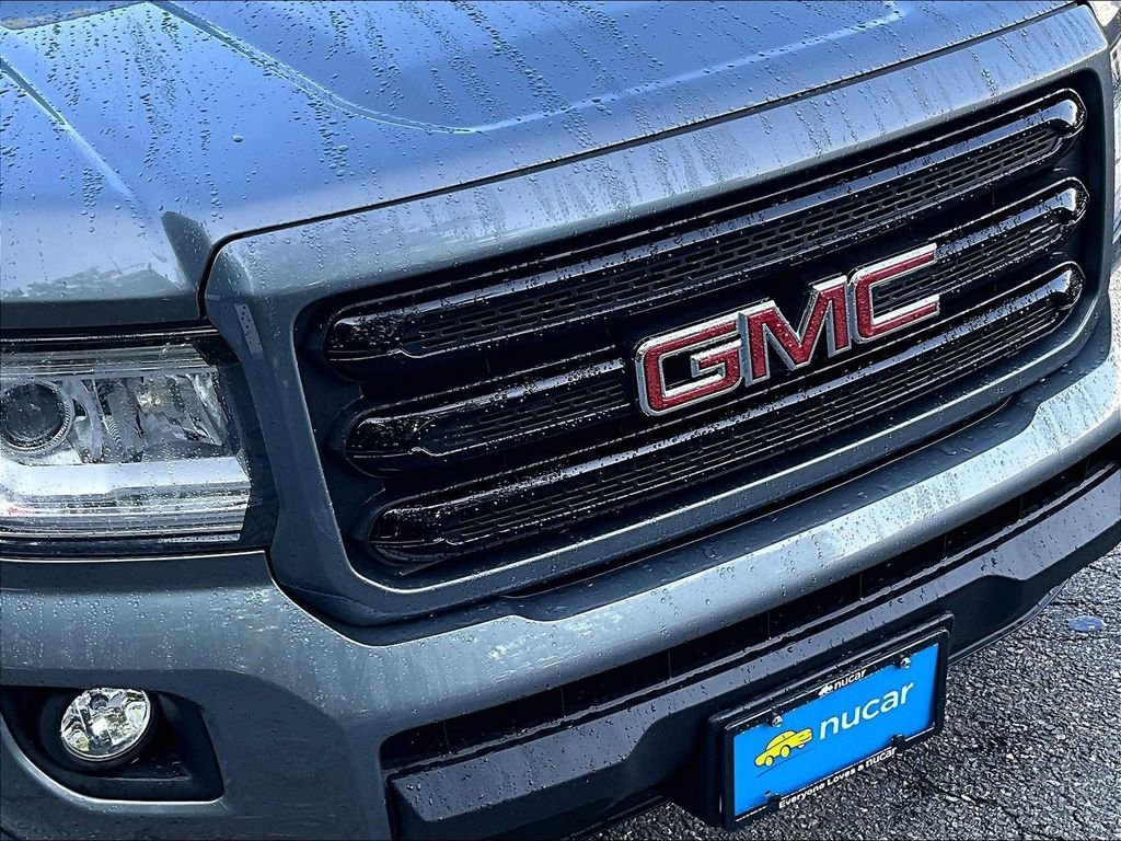 Used 2020 Gray GMC SLE1 image 30