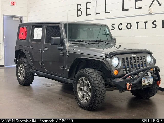 Used 2018 Gray Jeep Unlimited Rubicon image 2