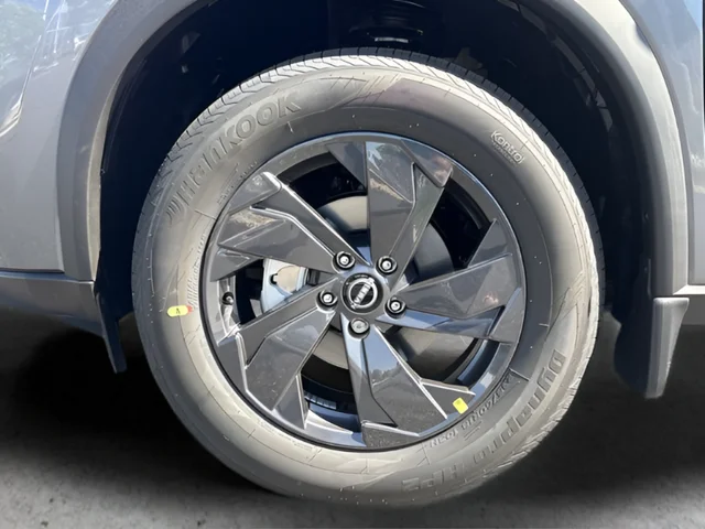2026 Nissan Rogue SV - Photo 24